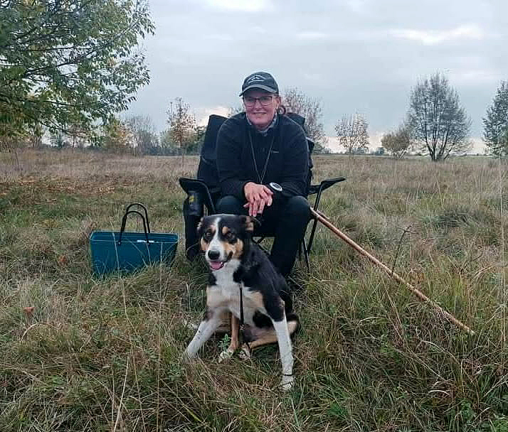 Mariette Östberg och Vallhunden Trizz.